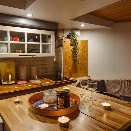 Peniche De Charme Avec Jacuzzi Sur Canal Du Midi Tekne *