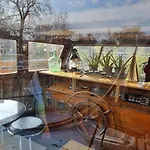 Botel Péniche De Charme Avec Jacuzzi Sur Canal Du Midi *