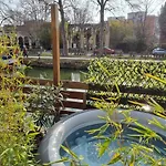 Péniche De Charme Avec Jacuzzi Sur Canal Du Midi Botel