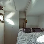 Botel Péniche De Charme Avec Jacuzzi Sur Canal Du Midi *
