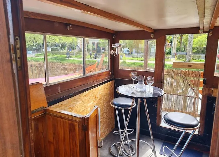 Peniche De Charme Avec Jacuzzi Sur Canal Du Midi Πλωτό κατάλυμα *