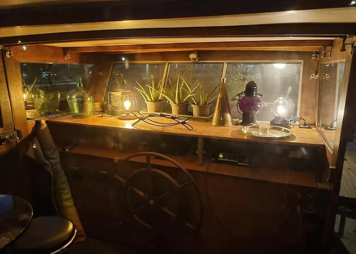 Tekne Peniche De Charme Avec Jacuzzi Sur Canal Du Midi Toulouse