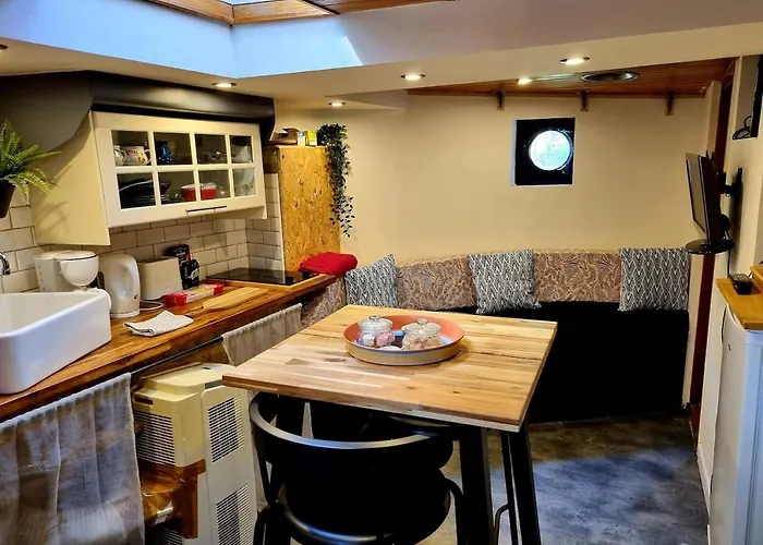 Peniche De Charme Avec Jacuzzi Sur Canal Du Midi Πλωτό κατάλυμα Τουλούζη