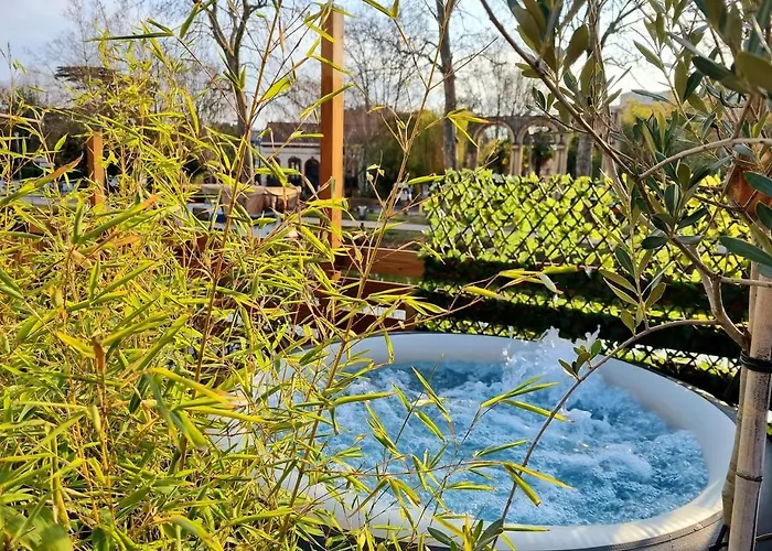 Peniche De Charme Avec Jacuzzi Sur Canal Du Midi Πλωτό κατάλυμα *