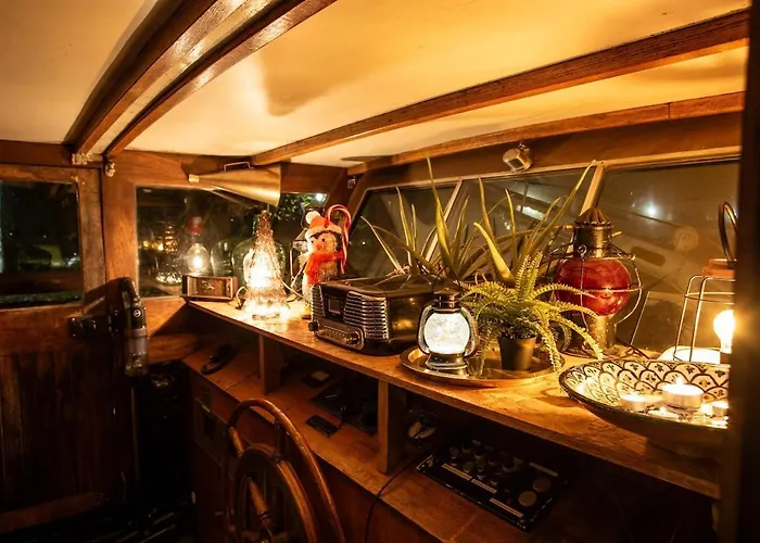 Peniche De Charme Avec Jacuzzi Sur Canal Du Midi Τουλούζη