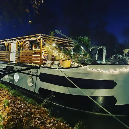 보트호텔 Peniche De Charme Avec Jacuzzi Sur Canal Du Midi *